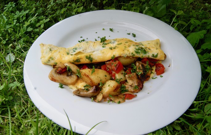 Recette bio : Omelette et poêlée de légumes - BioMeUp